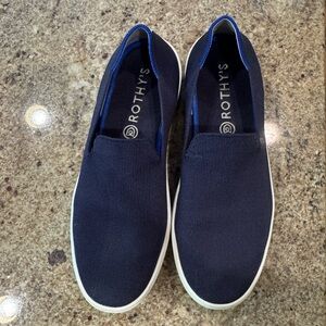 Rothys size 9